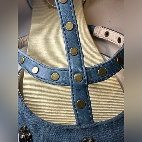 Joyfolie Flats - Picture 4 of 9